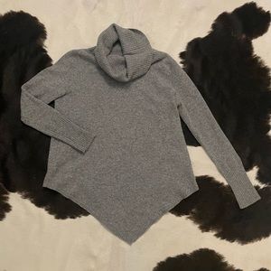 ☀️SOLD☀️Cashmere Turtleneck Sweater